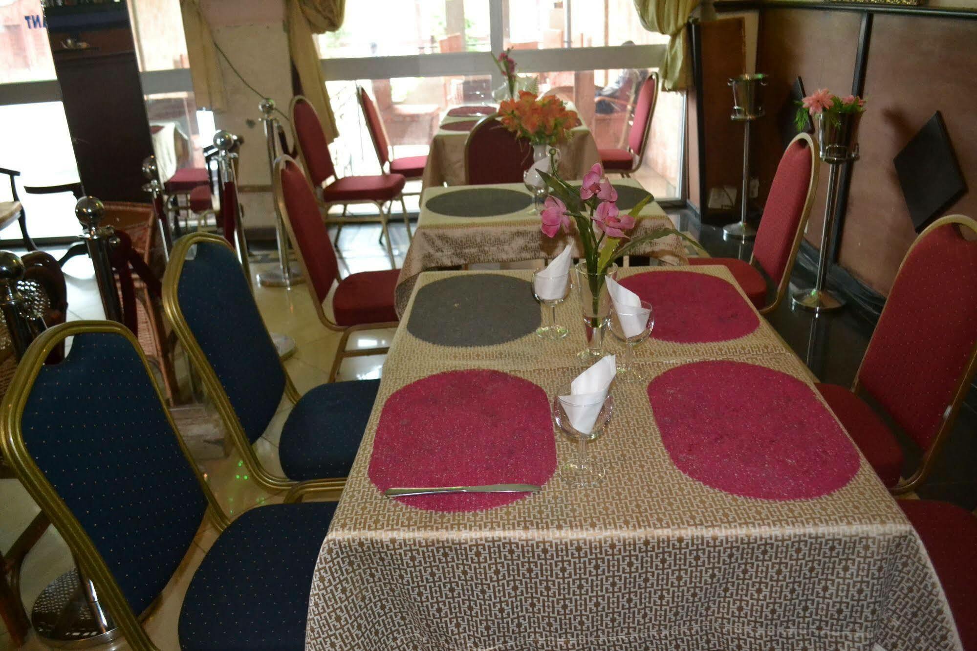 Hotel Le Diplomate Yaounde Exterior photo